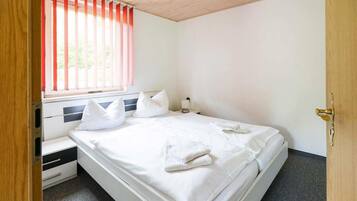 3 Schlafzimmer, Reisekinderbett, kostenloses WLAN