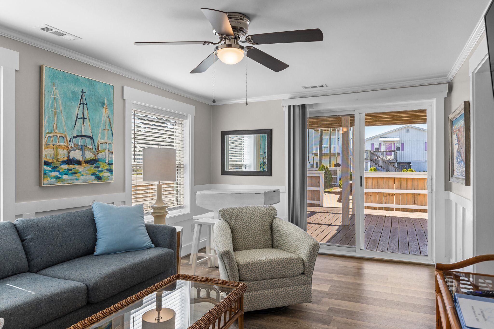 White Marlin-Walk to The Atlantic Ocean, 2 Bedrooms, Sleeps 6