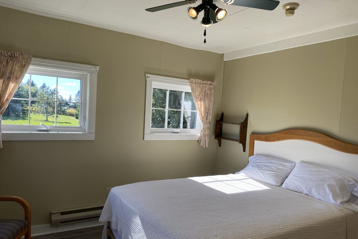 Barn #1, One Queen Bed | Individually decorated, individually furnished, free WiFi, bed sheets