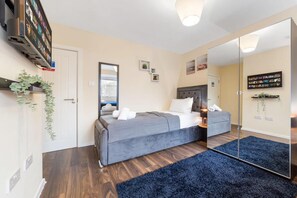 Studio - Spacious Sleeps 3 Ensuite Room In Twickenham TW7 (Isleworth)