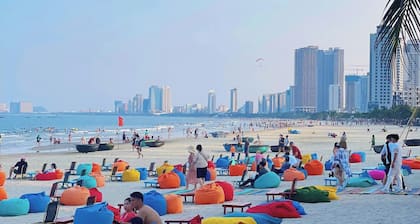 SoTaBeach I 10 min from the Beach I 4 bedrooms and for groups of up to 12 people