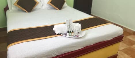 6 chambres, Wi-Fi, draps fournis