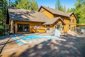 Innenpool, beheizter Pool