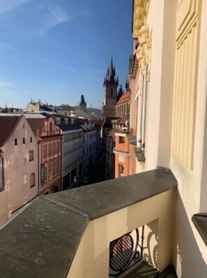 Property grounds - Art Nouveau Apartment with Balcony at Old Town Sq (Old Town)