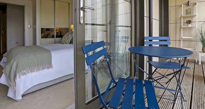 Pass the Keys | Stylish comfortable apartment in central Kingston