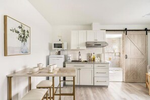 Private kitchen - Golden Night (Houston)