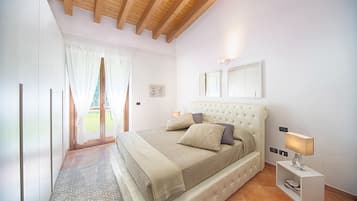 Standard Apartment | In-room safe, blackout drapes, iron/ironing board, free WiFi