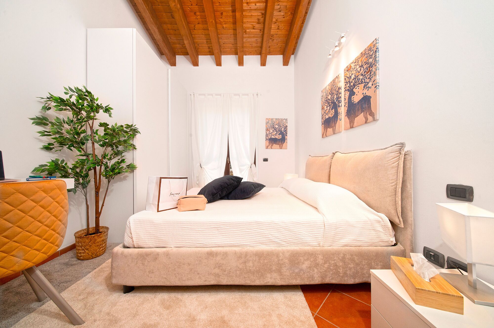 Superior Apartment | In-room safe, blackout drapes, iron/ironing board, free WiFi