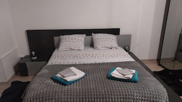 2 Schlafzimmer, Bügeleisen/Bügelbrett, WLAN, Bettwäsche