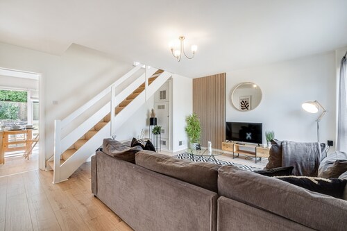 Birch Barn Inn by Our Home Short Stays