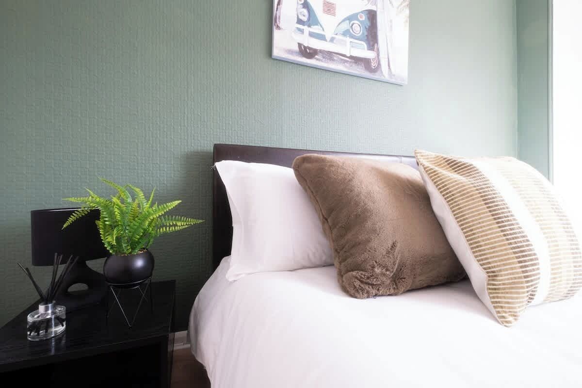 3 chambres, fer et planche à repasser, Wi-Fi gratuit, draps fournis