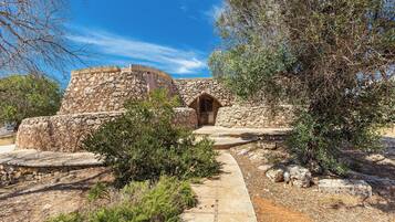 Facciata della struttura