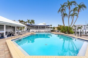 Outdoor pool, a heated pool - Manatee Harbor: Marina, Heated Pool-Spa, Island Ferry with PRIVATE Beach access! (Placida)