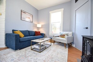 TV, fireplace - Cozy 2 Bedroom Abode in Historical South Park (Dayton)