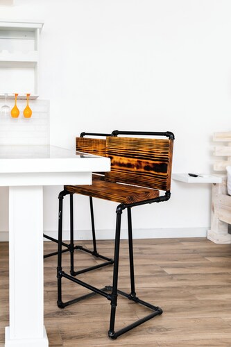 The Cottage is an open concept studio with contemporary space & rustic features.