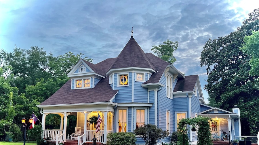 Benefield House Bed & Breakfast