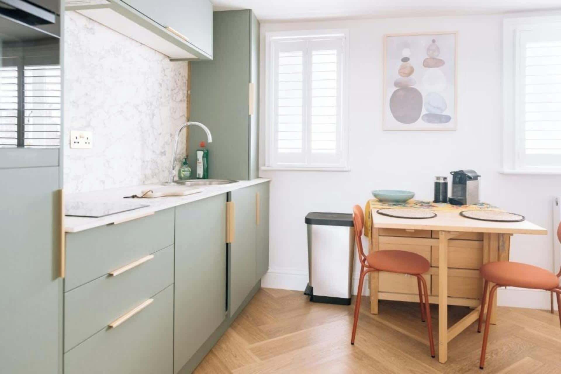 Fridge, oven, stovetop, toaster