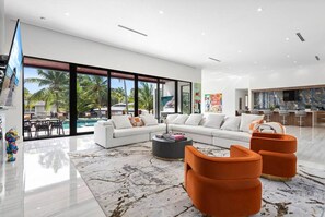 Interior - NEW Waterfront Villa w/ Pool/Jacuzzi/Billard (Fort Lauderdale)
