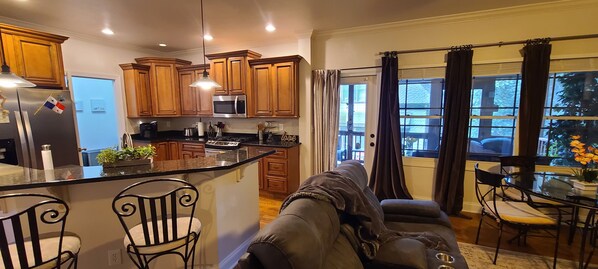 Smart TV, fireplace, DVD player, books