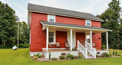 Large 3 bedroom home near wildlife refuge in eastern NC
