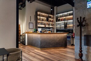 Bar (on property) - Hotel Lonca (Skofja Loka)