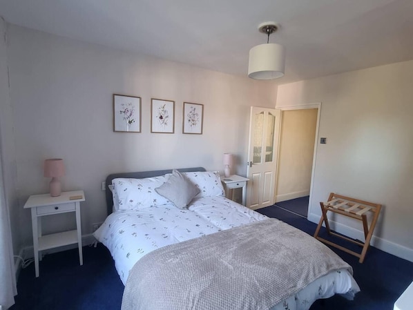 2 bedrooms, iron/ironing board, free WiFi, bed sheets - Lovely 2-bed Cottage in Saint Bees 'Ca Lola' (St Bees)