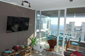 Smart-TV, Stereoanlage