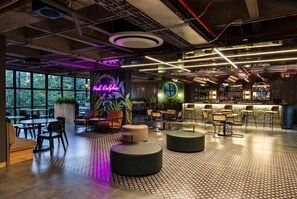 Lounge - Faranda Collection Medellin, a Member of Radisson Individuals (Medellín)