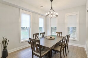Dining - Monyca Cottage (#75) (Muskoka Lakes)