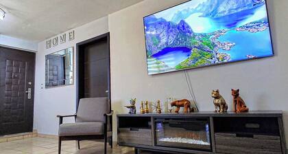 Vista Bonita, New apartment with TV 75" Living room, Kitchen