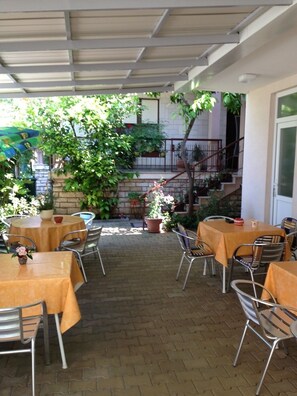 Restaurante al aire libre