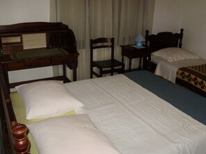 1 habitación, wifi gratis y ropa de cama