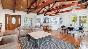 TV, fireplace, offices