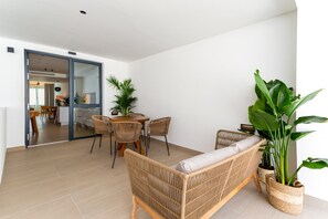Superior Studio | Terrace/patio - Hotel Apartamentos Hamus  (Conil de la Frontera)