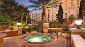 Outdoor pool, a heated pool - 1Bed/1Bath Family Friendly Vegas Resort One Mile from the Strip! (Las Vegas)