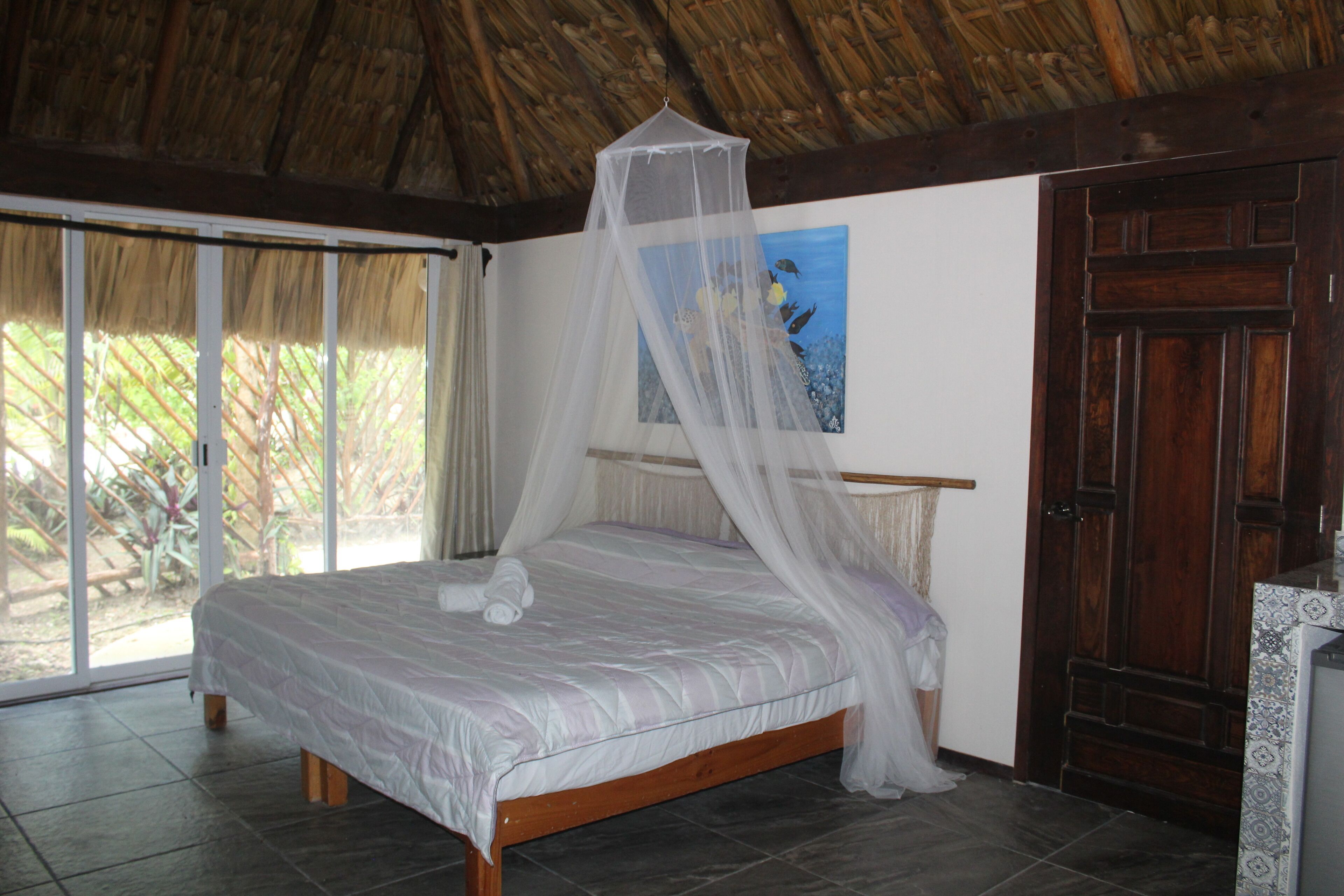 1 bedroom, individually decorated, individually furnished