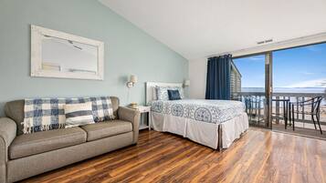 Condo | 1 bedroom, iron/ironing board, free WiFi