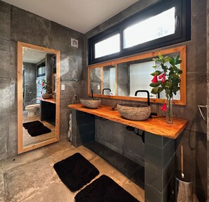 Honeymoon-Ferienhütte | Badezimmer