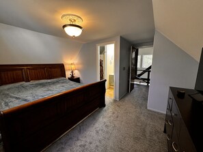4 bedrooms, free WiFi, bed sheets