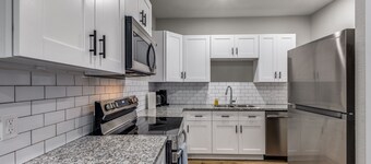 Cozy home in gated neighborhood!