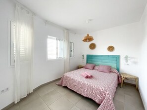 1 makuuhuone, silitysrauta/-lauta, Wi-Fi, vuodevaatteet