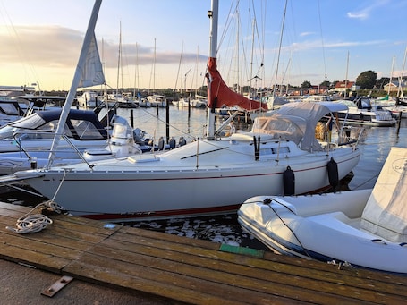 Marina. Unique boat.<br>