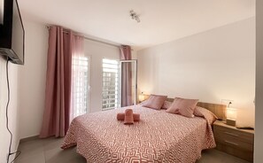 1 chambre, fer et planche à repasser, Wi-Fi, draps fournis