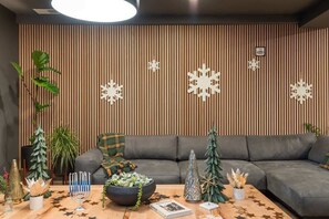 Smart TV, offices