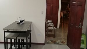 Traditional Apartment | Dining room - Aptos Casa Caribe CR (Limón)