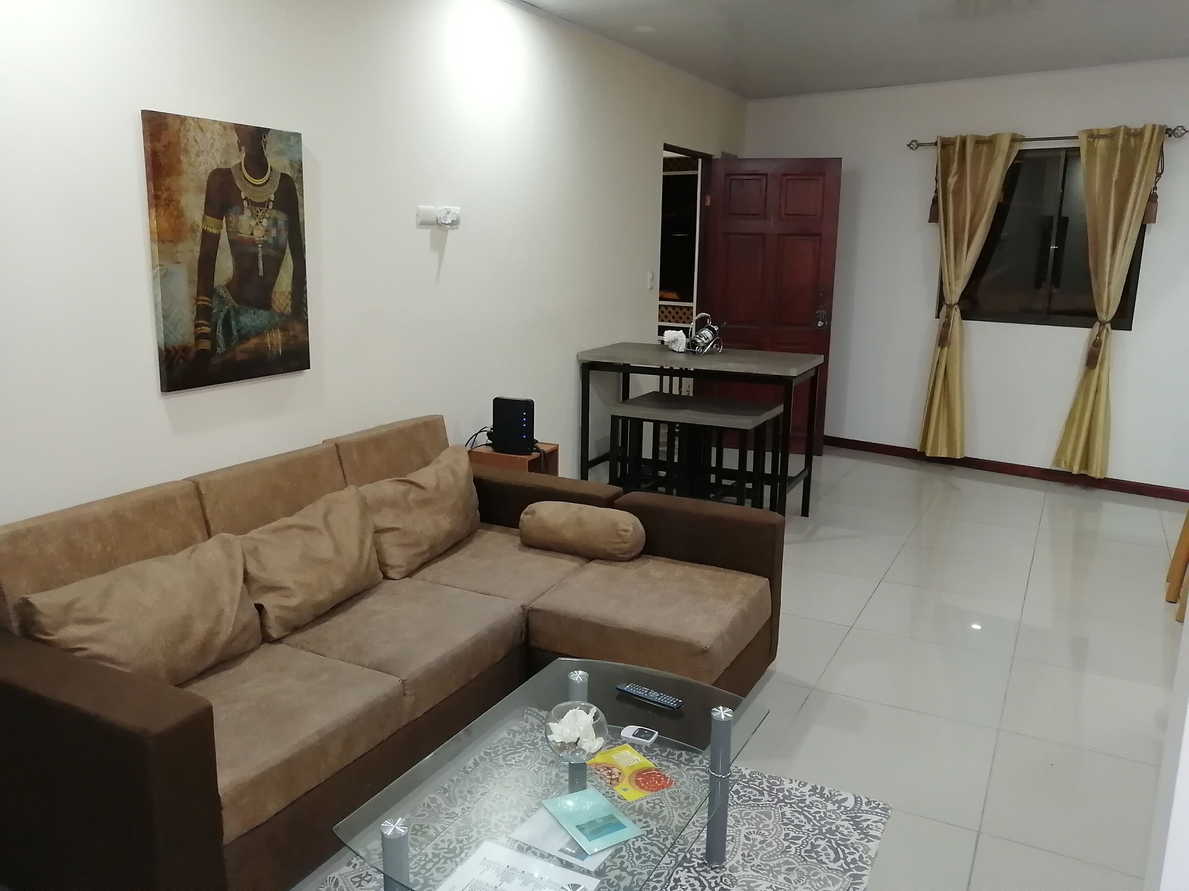 Traditional Apartment | Living area | 40-inch Smart TV with cable channels, Netflix, streaming services