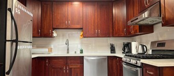 Explore ocean beach and San Francisco Zoo  Private 3BD/1BA<br>