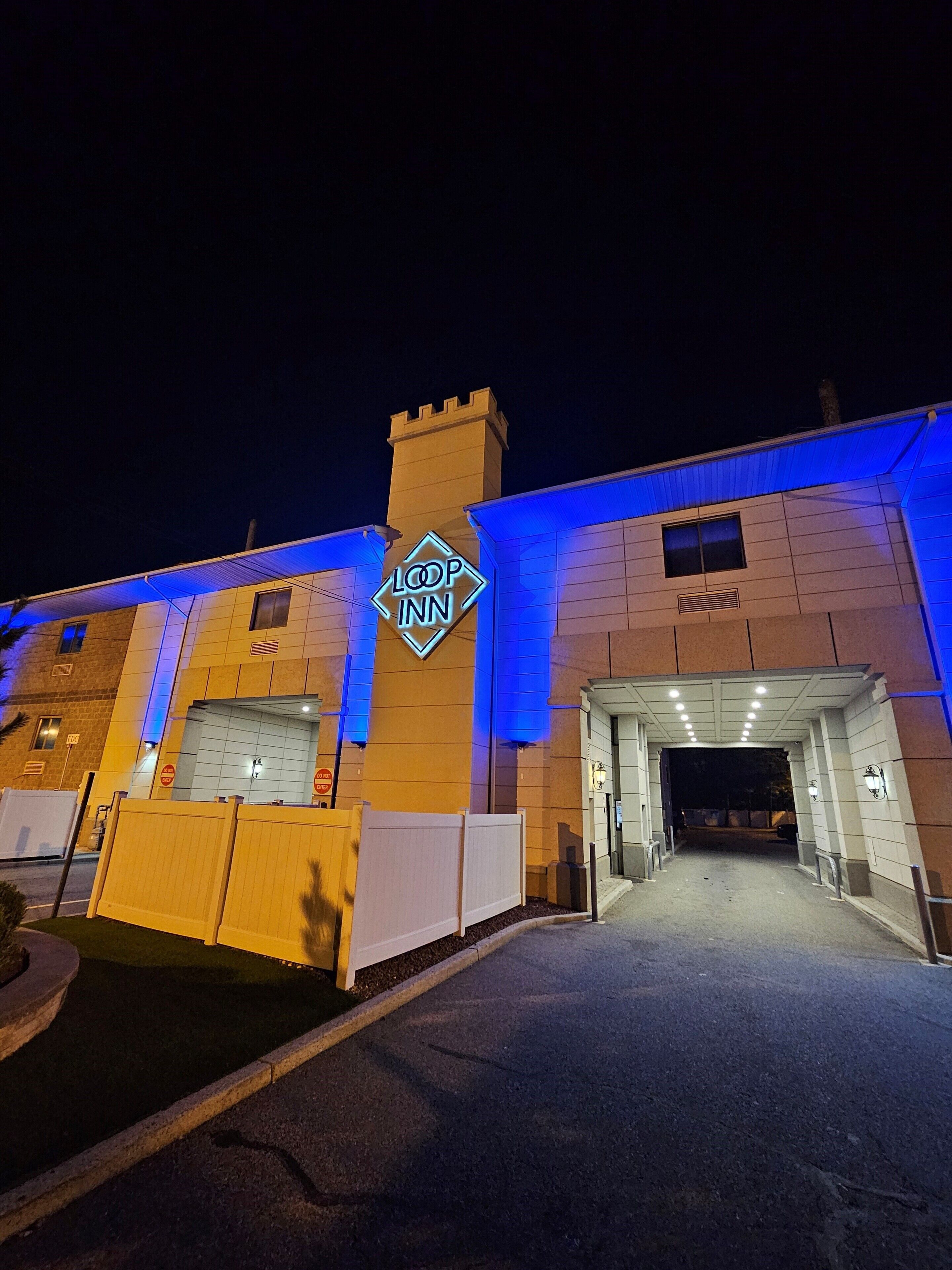 숙박 시설 정면