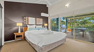 4 habitaciones, tabla de planchar con plancha y wifi gratis