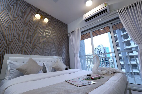 3 bedrooms, iron/ironing board, free WiFi, bed sheets